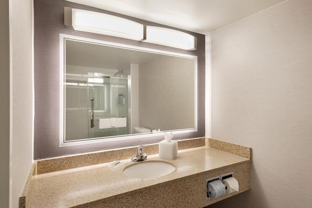Courtyard By Marriott Baldwin Park Hotel Exterior foto